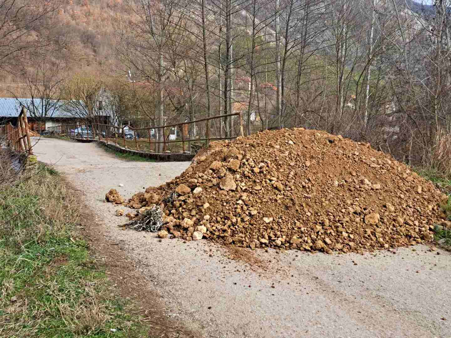 ОД ДАНАС ОБУСТАВЉЕН САОБРАЋАЈ ПРЕКО МОСТА НА РЕЦИ НИШАВИ У МЕСТУ ЗВАНОМ „БОЖИН ТОР’’